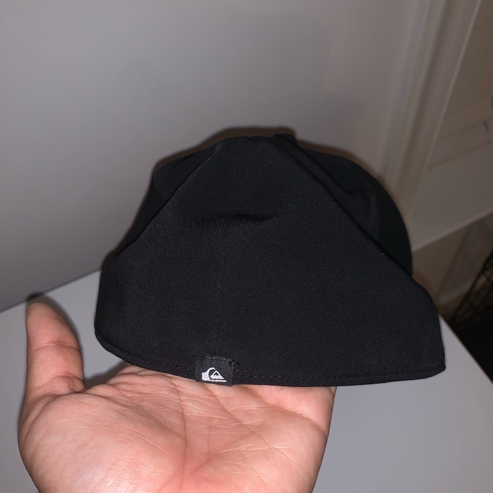 Quicksilver flex fit hat